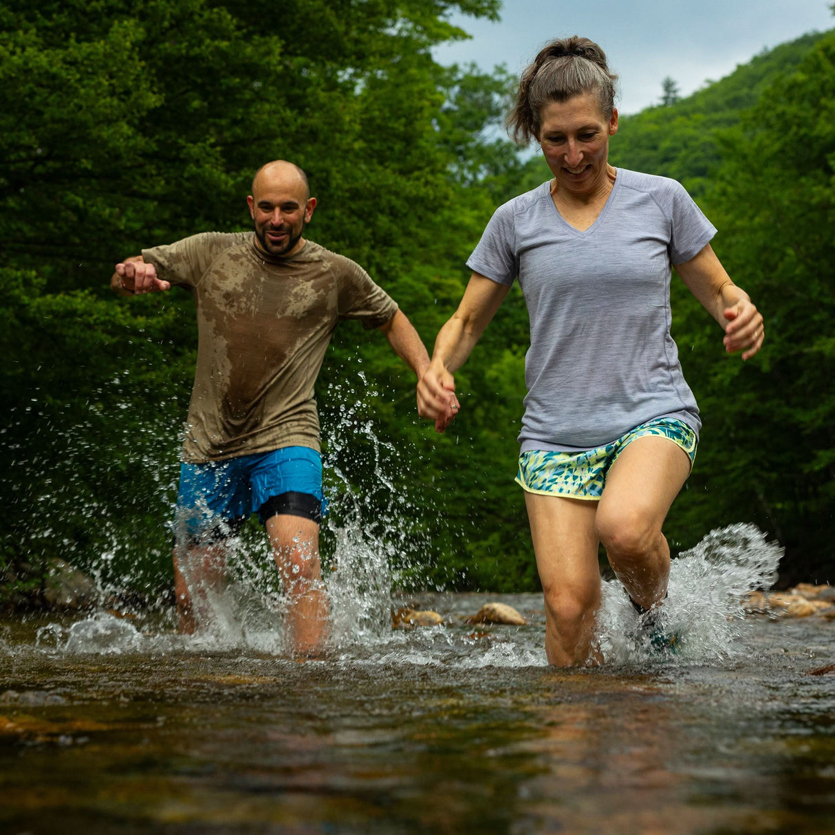 Women's Microweight Wool V-Neck T-Shirt