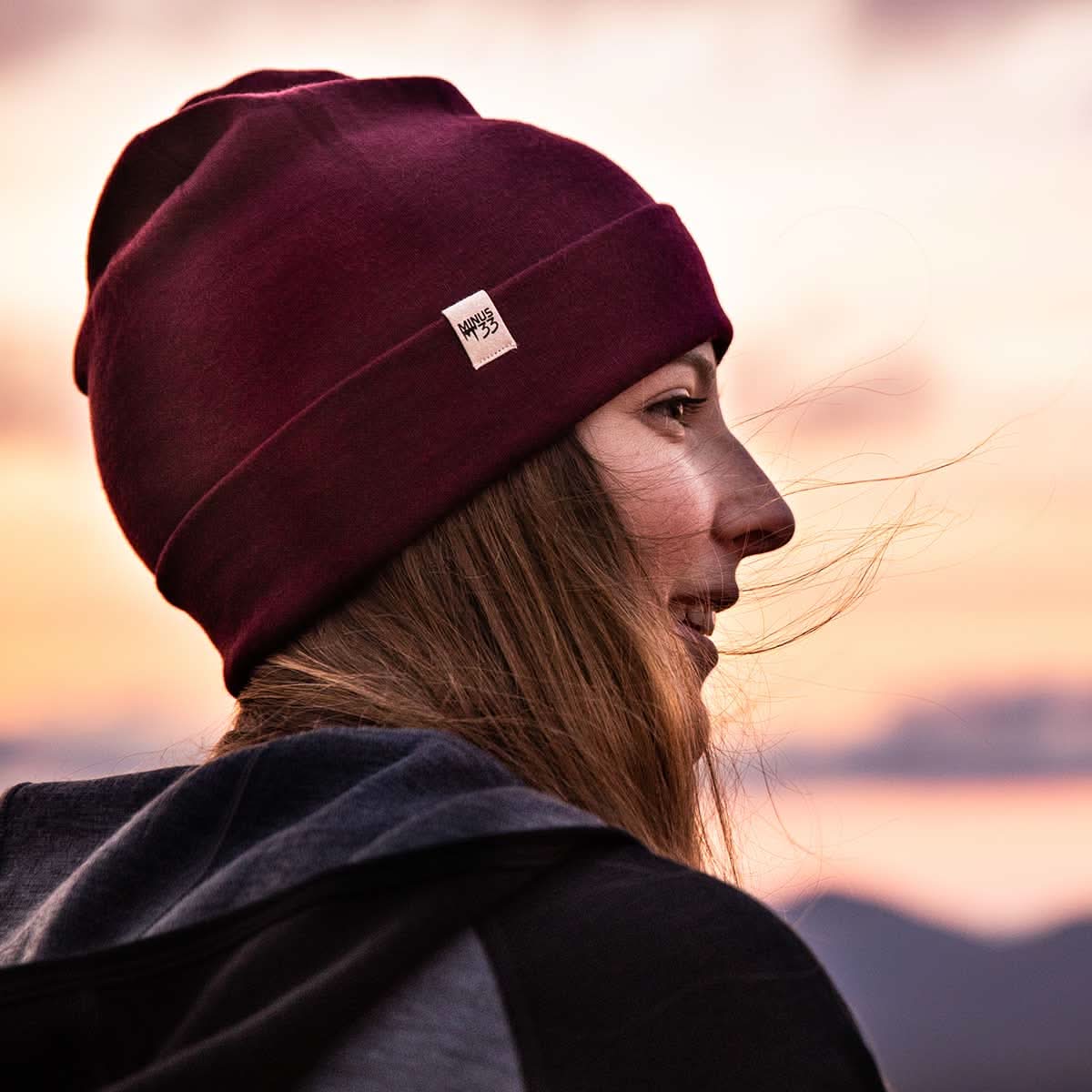 Lightweight Ridge Cuff Beanie 100% Merino Wool