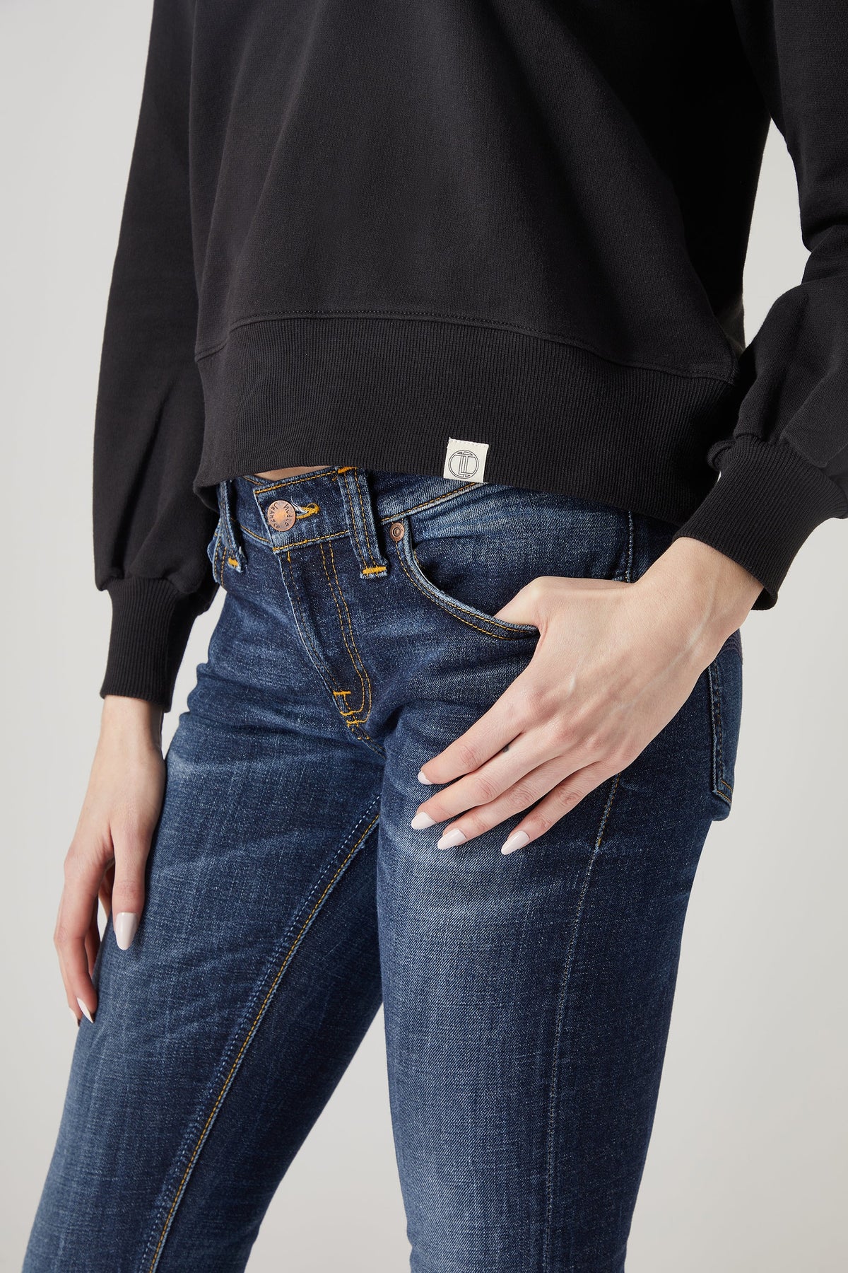 Fiona Organic Cotton V-Neck Sweatshirt