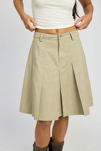 Above the knee skirt