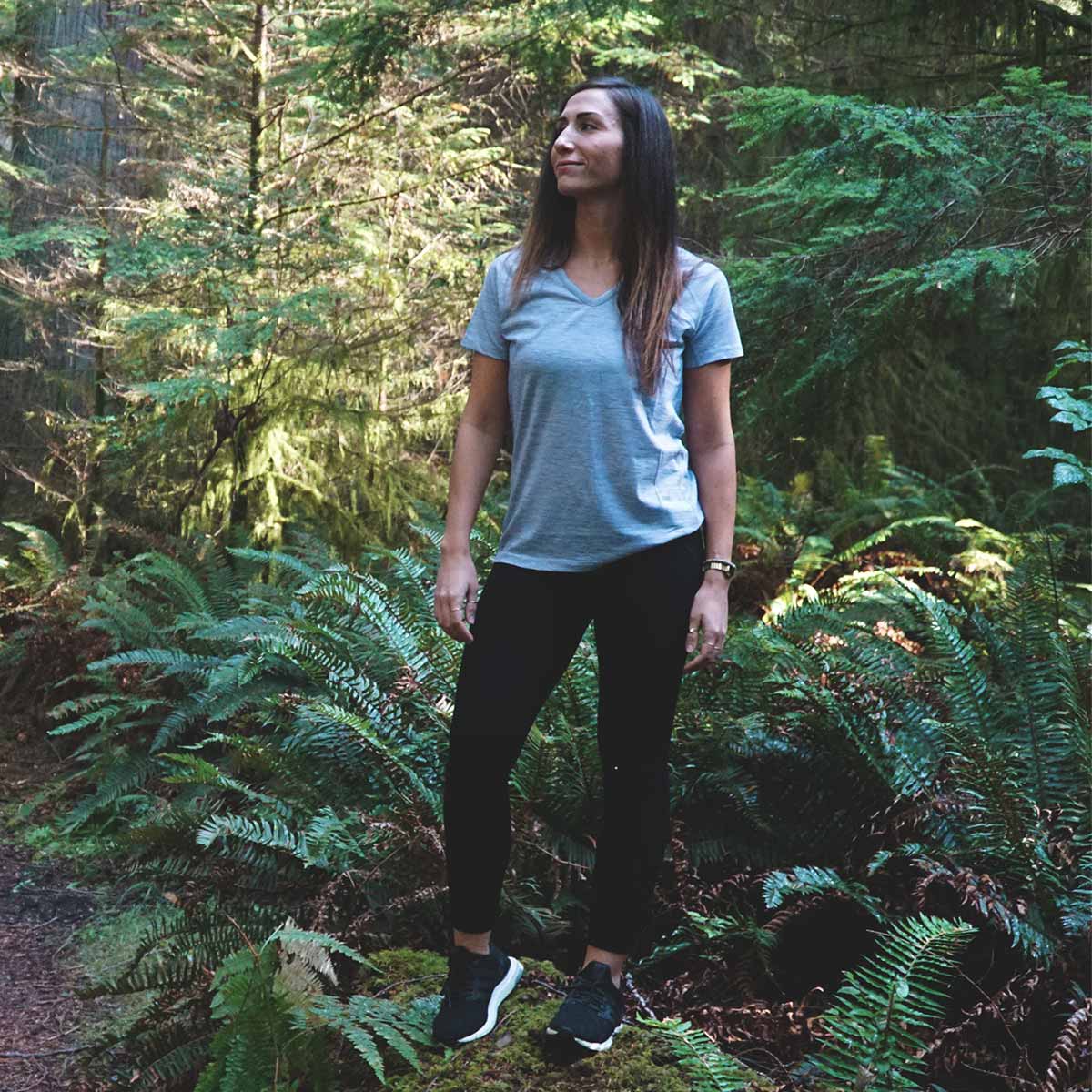 Women's Microweight Wool V-Neck T-Shirt Woolverino