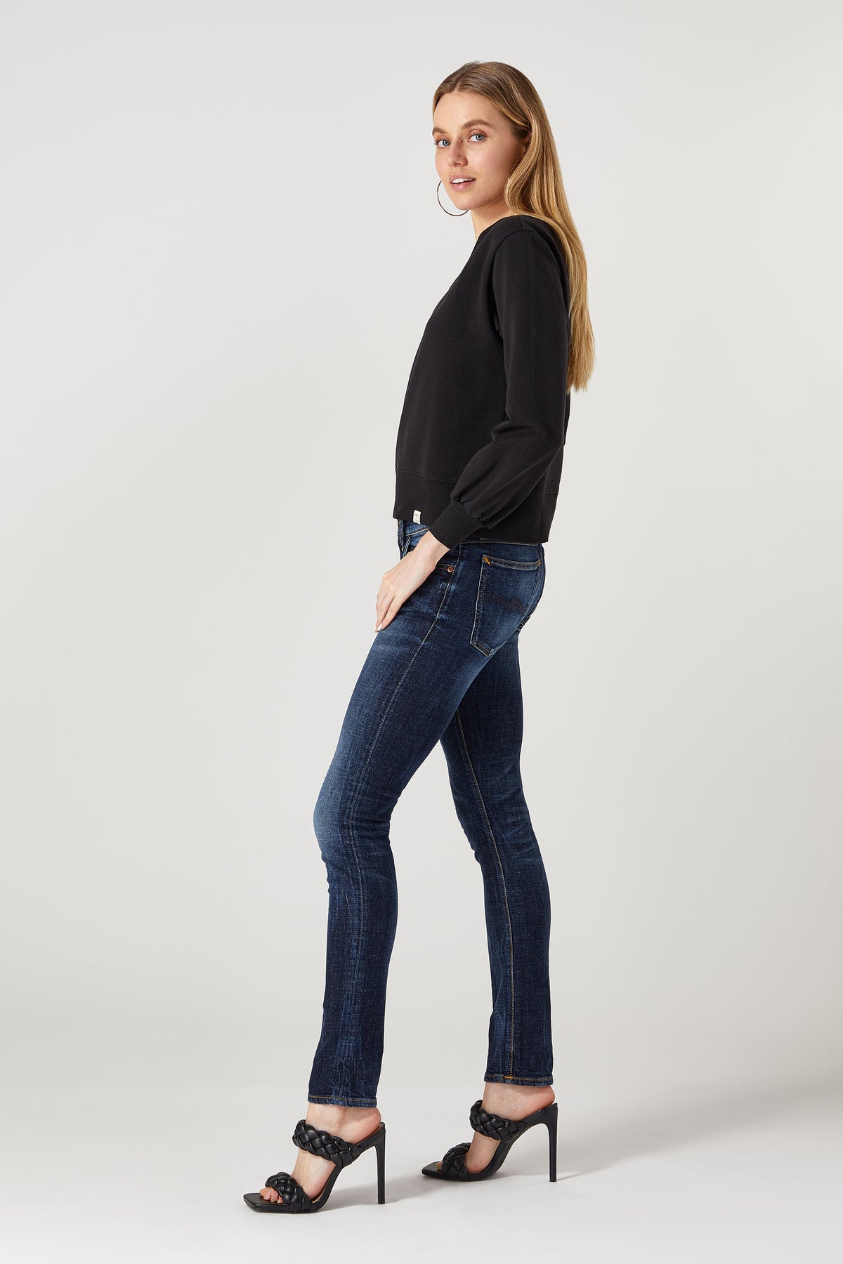 Fiona Organic Cotton V-Neck Sweatshirt