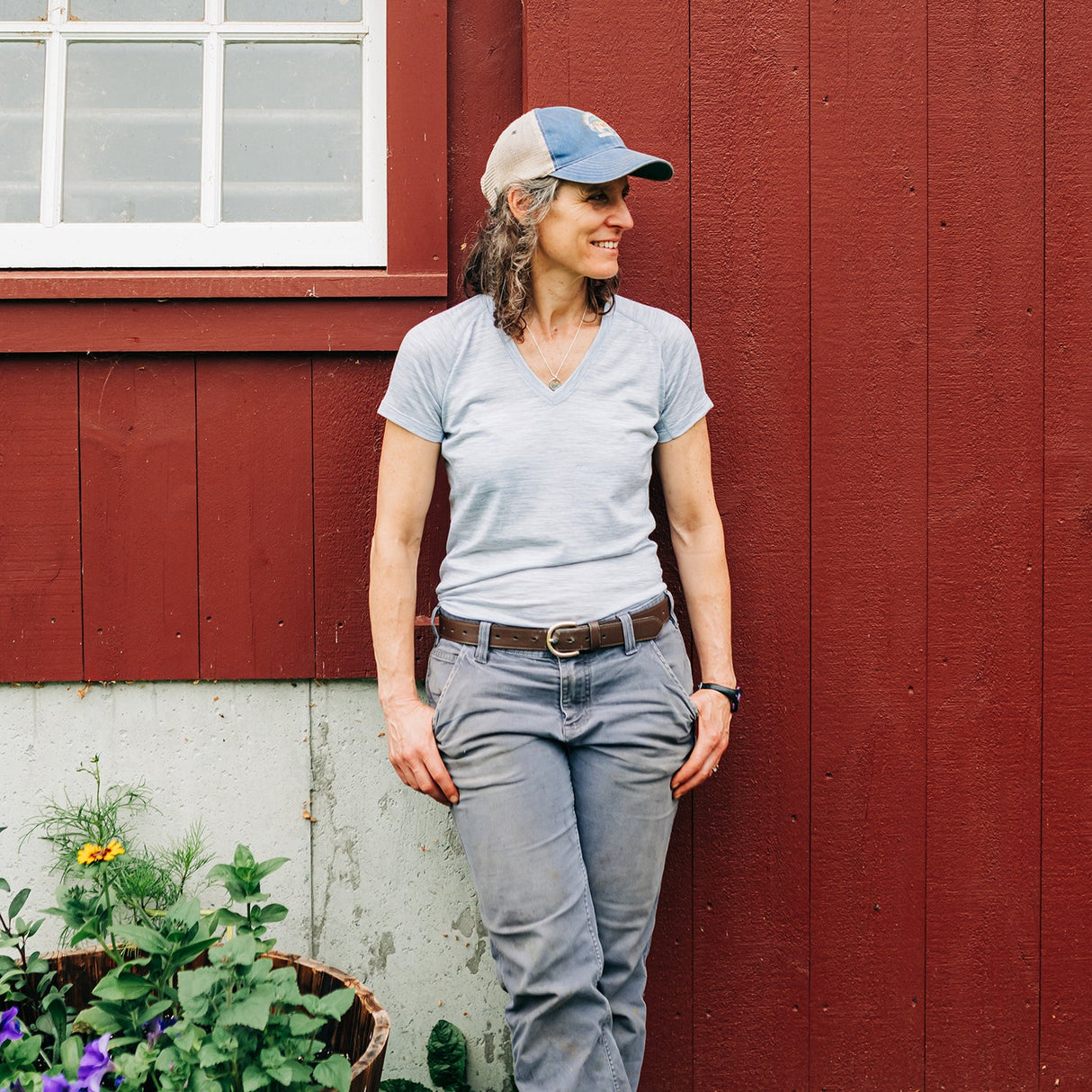 Women's Microweight Wool V-Neck T-Shirt Woolverino
