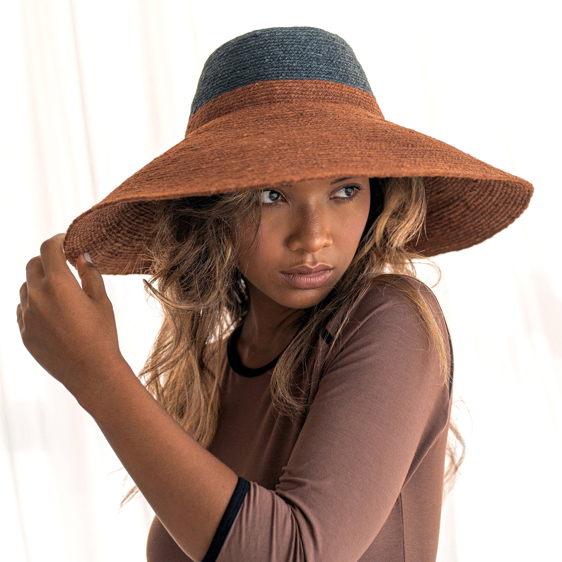 green fashion, women's straw hat